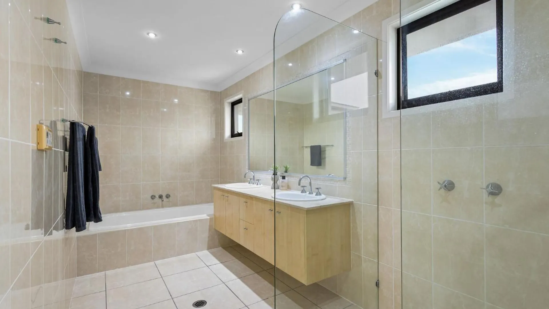 17 Treasure Cove Noosaville Holiday home